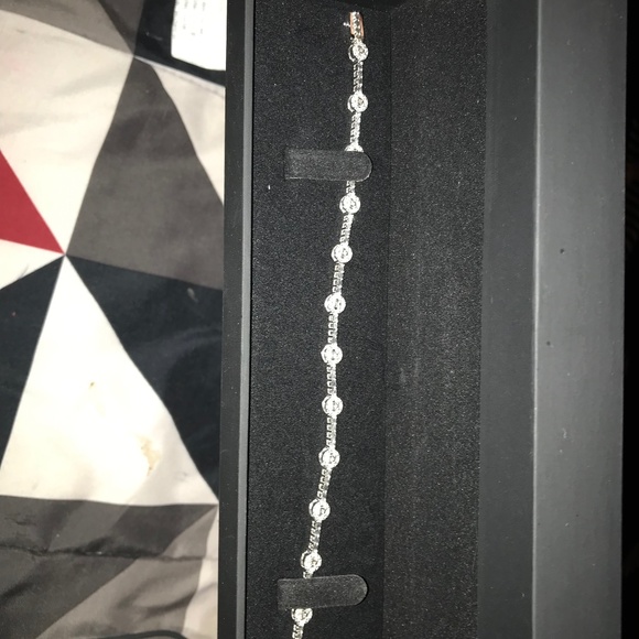 Classic Diamond Tennis Bracelet in 14k Gold | Stephanie  COPY - Tennis braclet